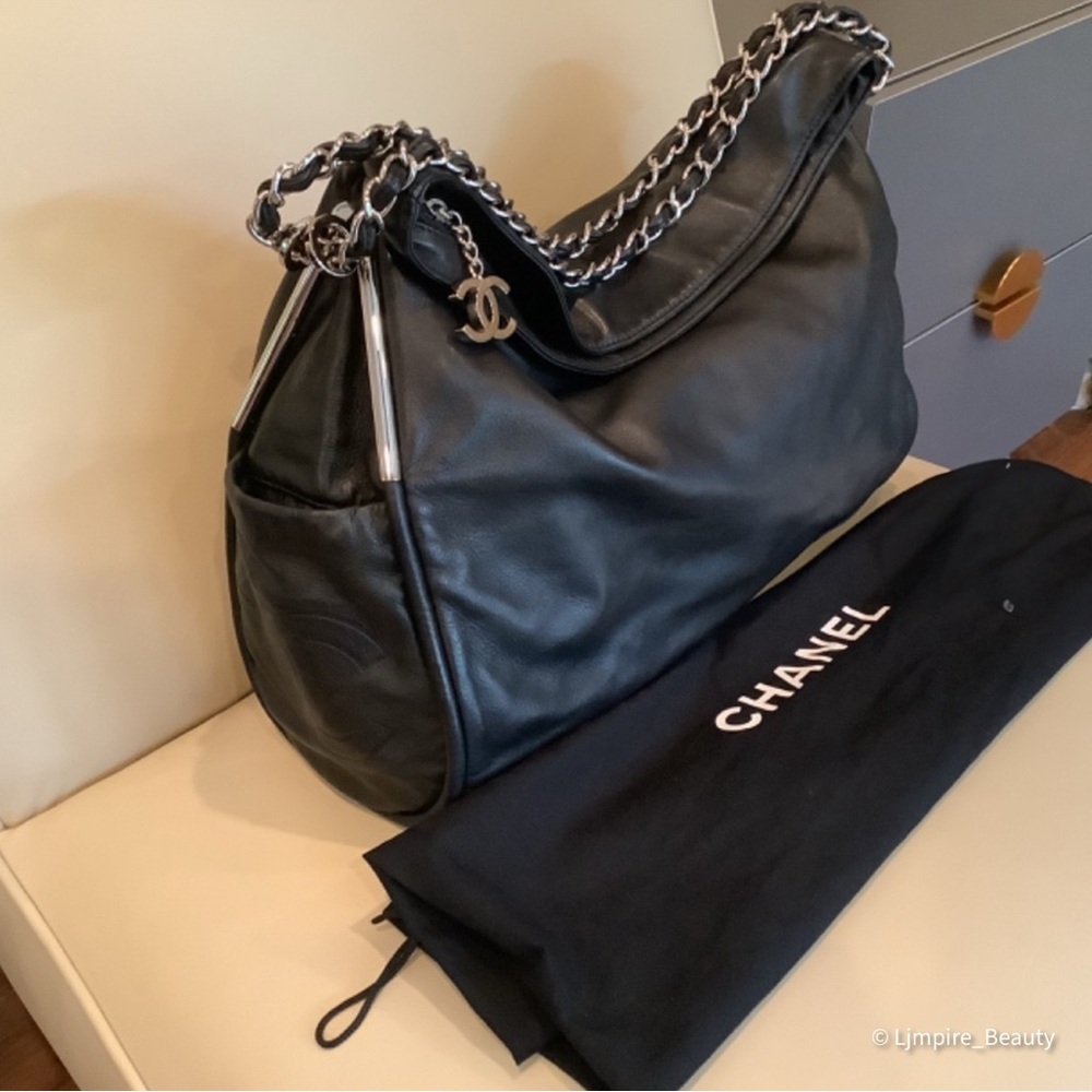CHANEL Women's Large Ultimate Hobo Soft Black Lamb’s Skin w/ Silver Accents EUC - Picture 7 of 15